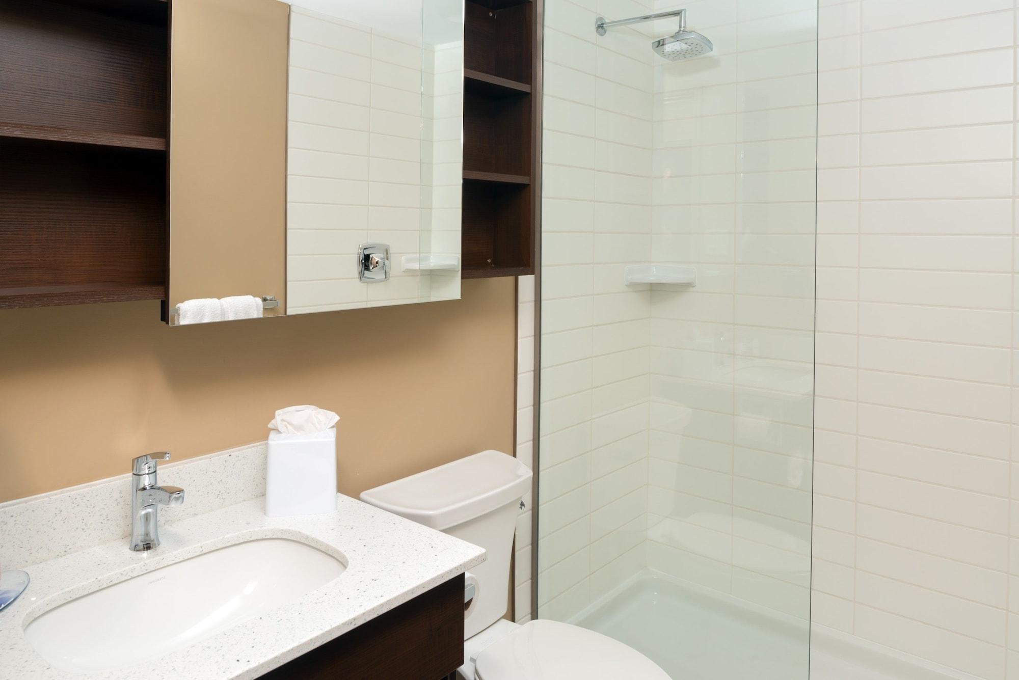 Microtel Inn & Suites By Wyndham Red Deer Exterior foto